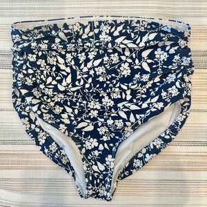 Albion Ruched High-Waisted Swim Bottoms in Navy Ivy